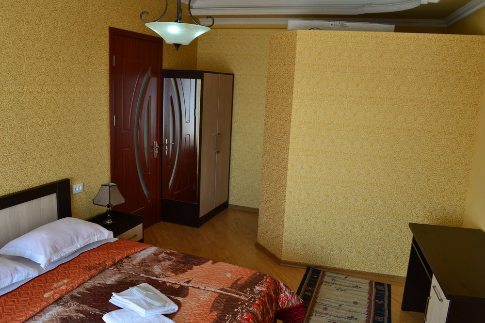 Your House In Tbilisi Esterno foto