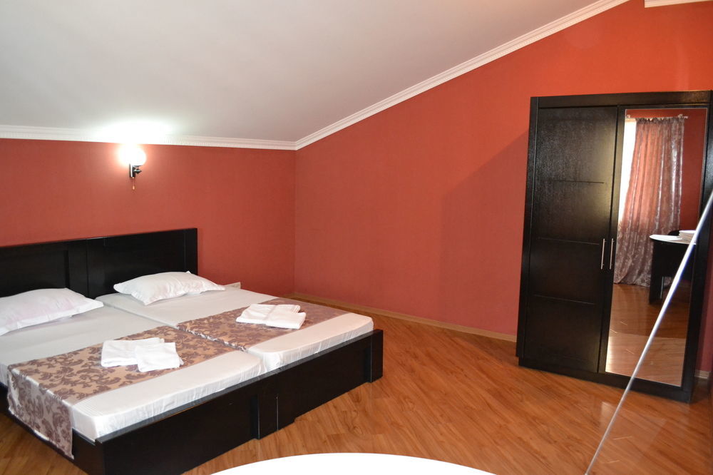 Your House In Tbilisi Esterno foto